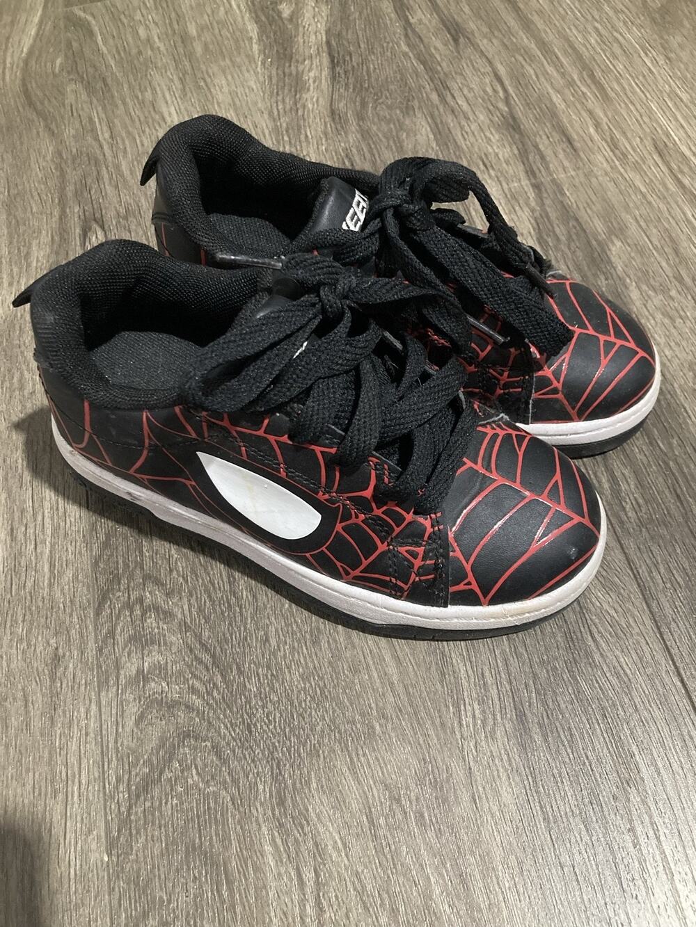 Heelys Sneakers Unisex Kids Size 13 Black Split Spiderman Wheels Marvel